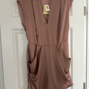 New mini (2) pockets dress
